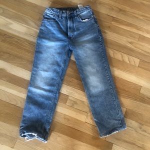 Abercrombie ULTRA HIGH RISE ANKLE STRAIGHT JEANS